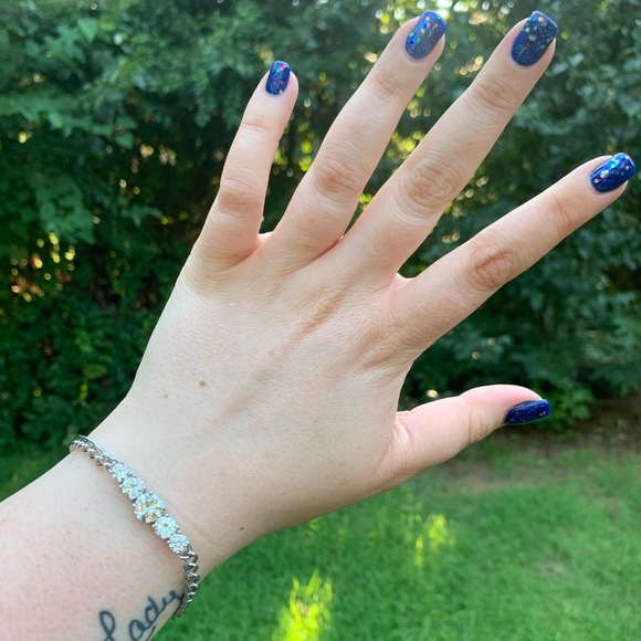 Quality Rhinestone Chain Bracelet - Picture 9 of 16